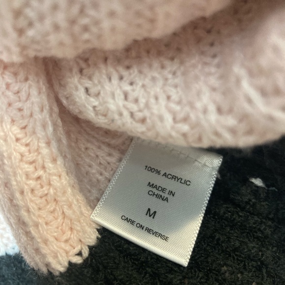 COLD SHOULDER KNITTED SWEATER - Picture 4 of 8